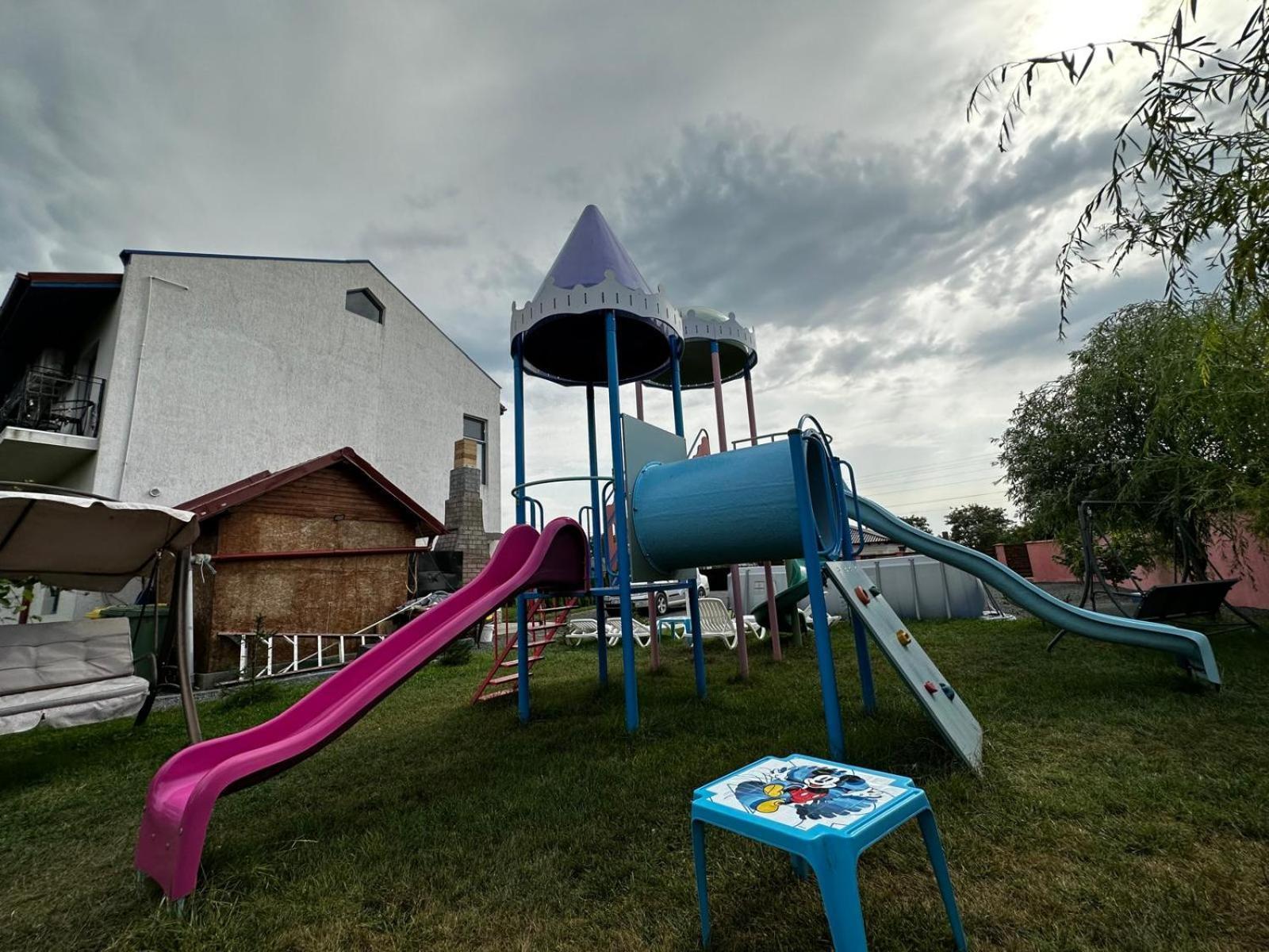 ホテル Agropensiuea Casa Uncu ムリギオル エクステリア 写真
