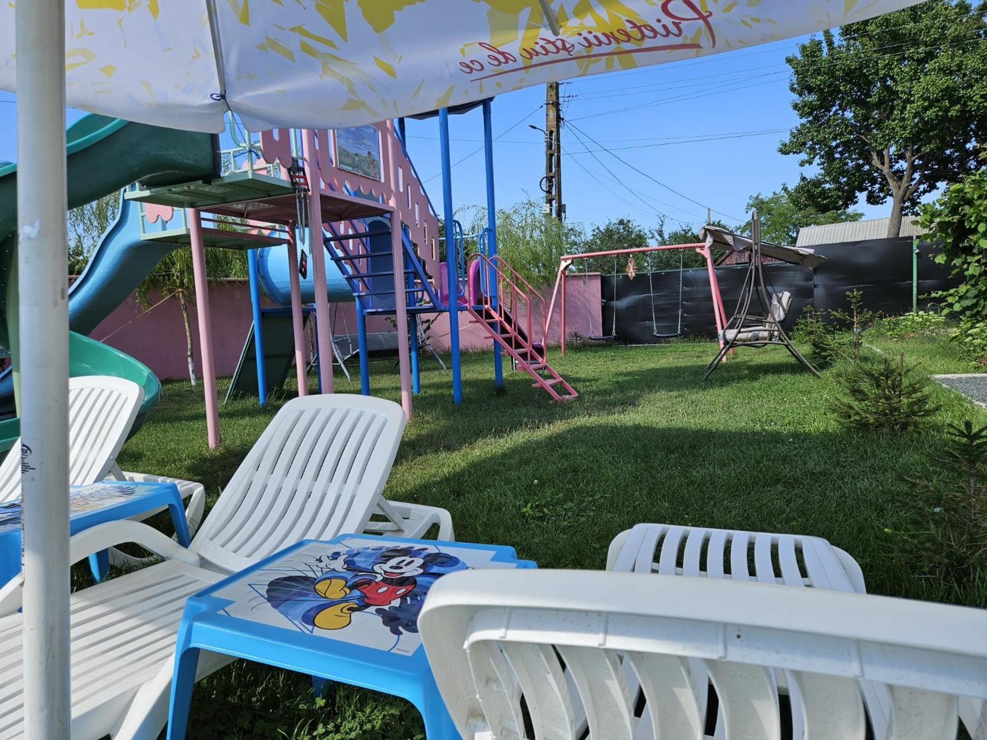 ホテル Agropensiuea Casa Uncu ムリギオル エクステリア 写真